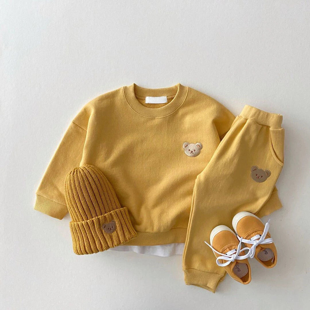 Bear Print Sweatshirt & Pants Set