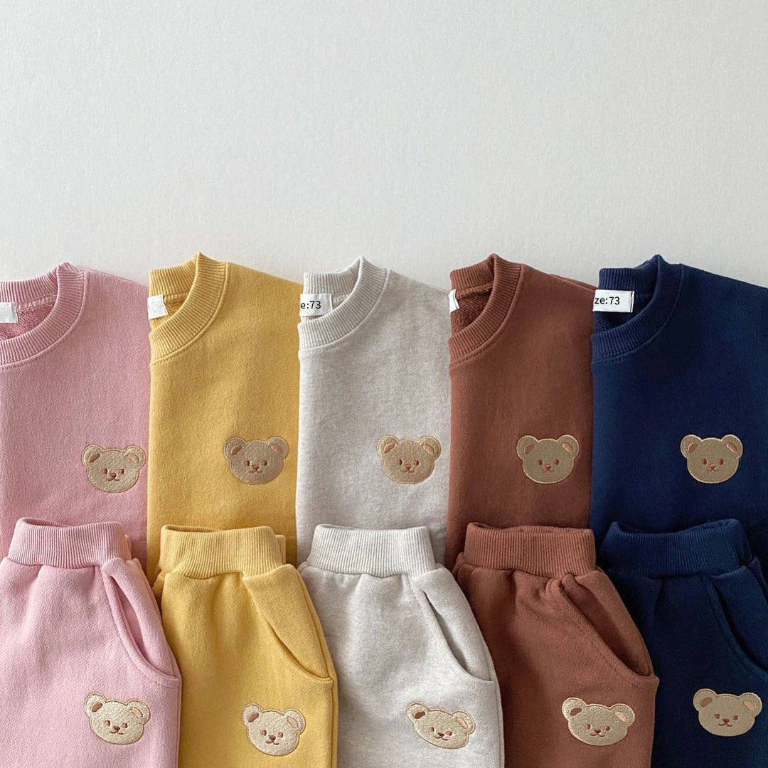 Bear Print Sweatshirt & Pants Set